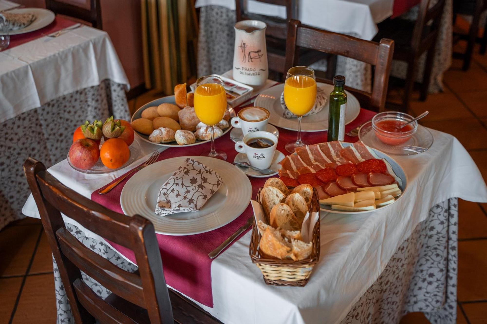 Hotel - Restaurante Prado Del Navazo Albarracin Bagian luar foto