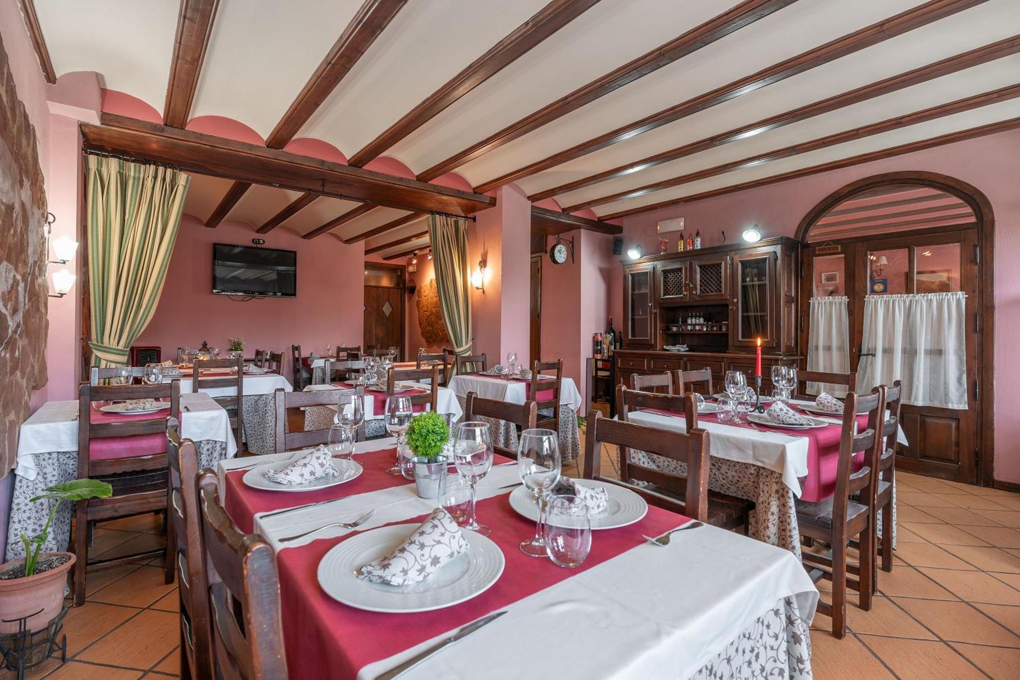 Hotel - Restaurante Prado Del Navazo Albarracin Bagian luar foto