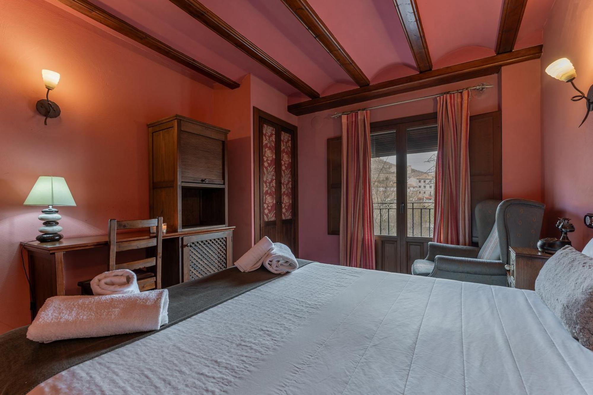 Hotel - Restaurante Prado Del Navazo Albarracin Bagian luar foto